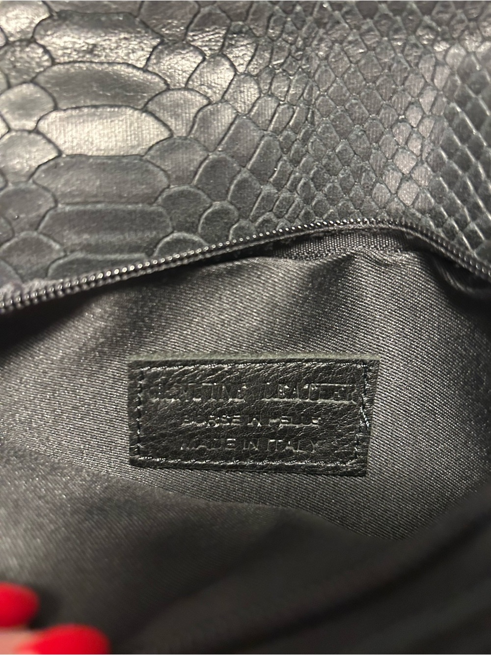 Black Crossbody Bag Genuine Leather (looks like Stella McCartney) - Picture 9 of 11
